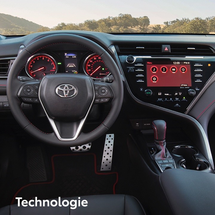 St-Hubert Toyota Camry 2020 Technologie.jpg
